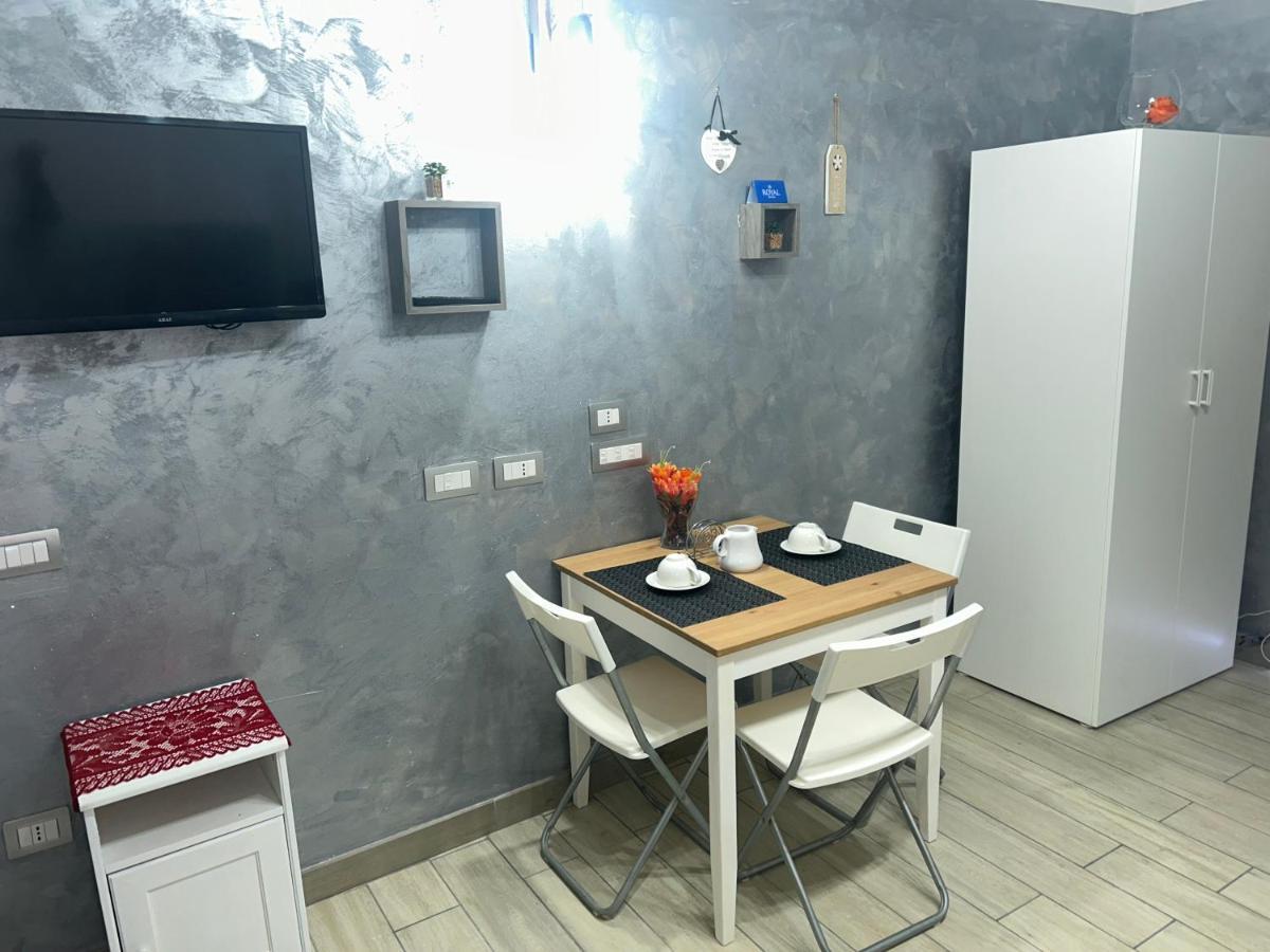 Vico21 Guest House Naples Extérieur photo